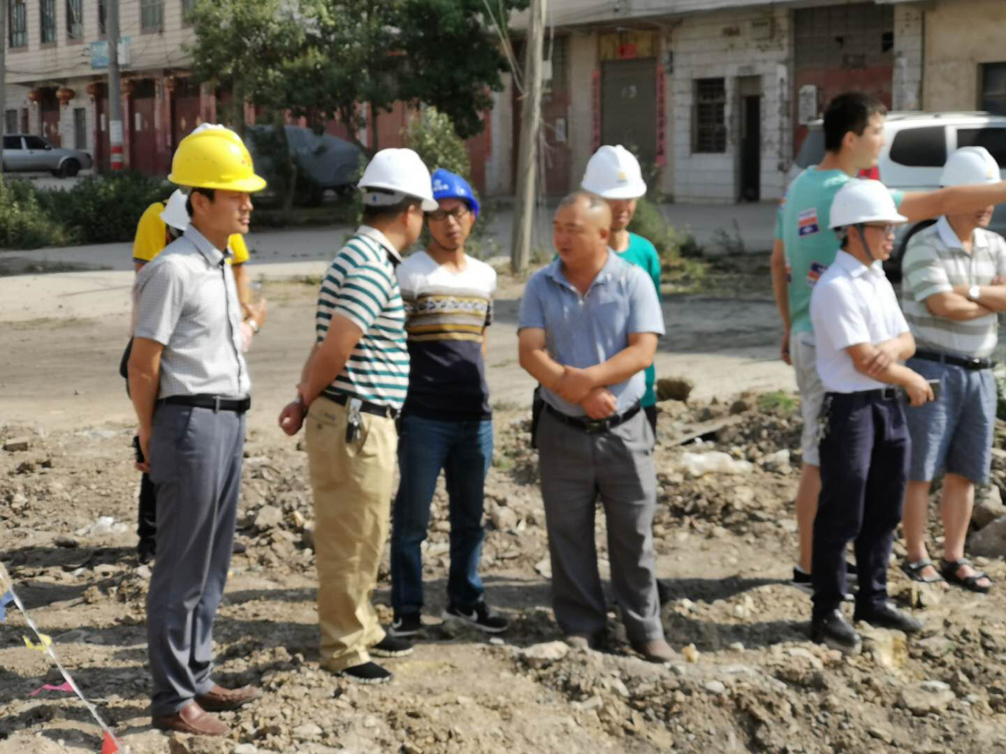 曲靖市麒麟區(qū)水石公路市政道路工程開展檢查